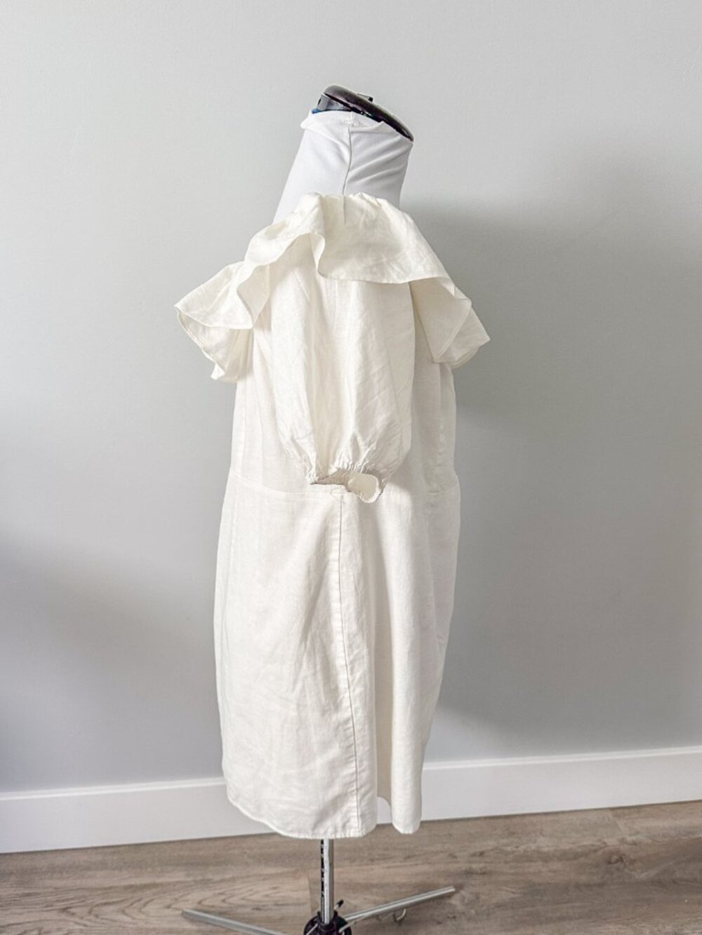 H&M Linen Ruffle Dress - Picture 11 of 14